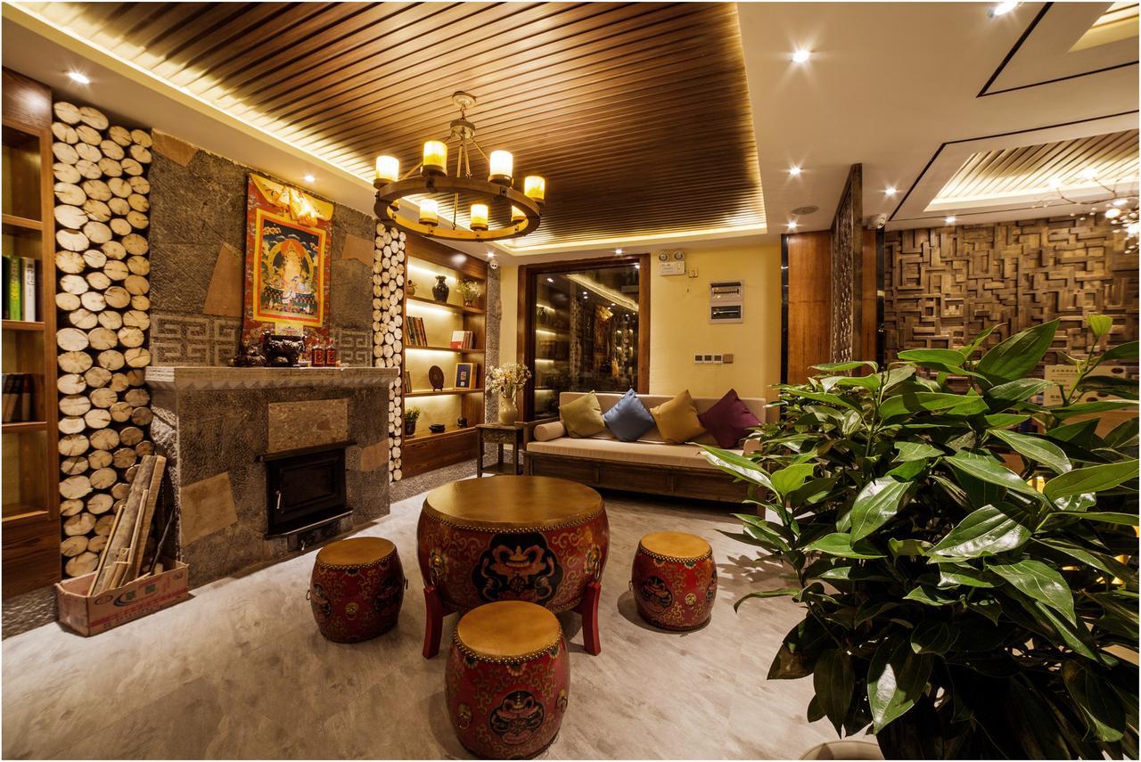 Blossom Dynasty Inn Shangri-La Exterior foto